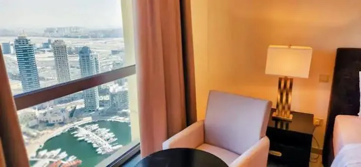 Apartment Beautiful Accommodation In Marina Dubai